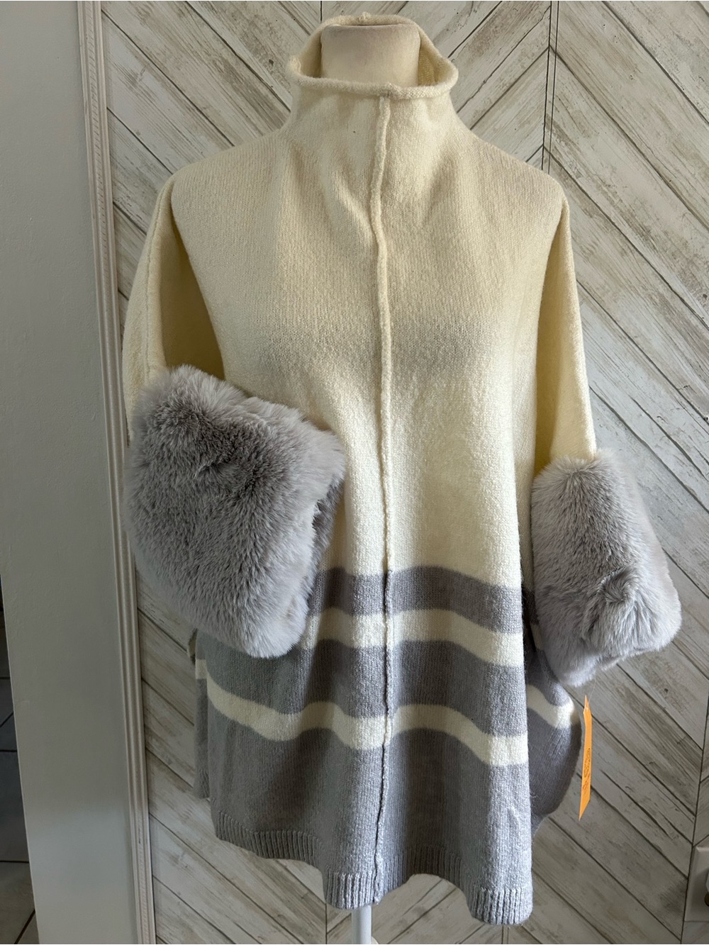 Ruby Rd. Faux Fur Mock-Neck Poncho w/faux fir trim on 3/4 sleeves P/S to P/M